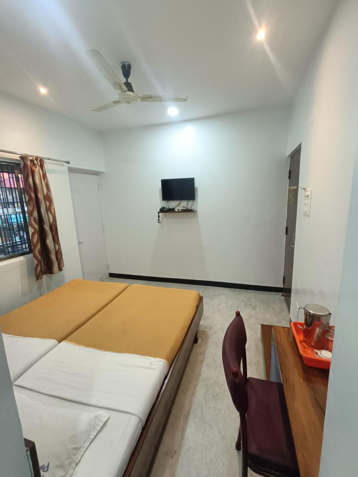 Hotel Parth Residency Kolhápur Exteriér fotografie