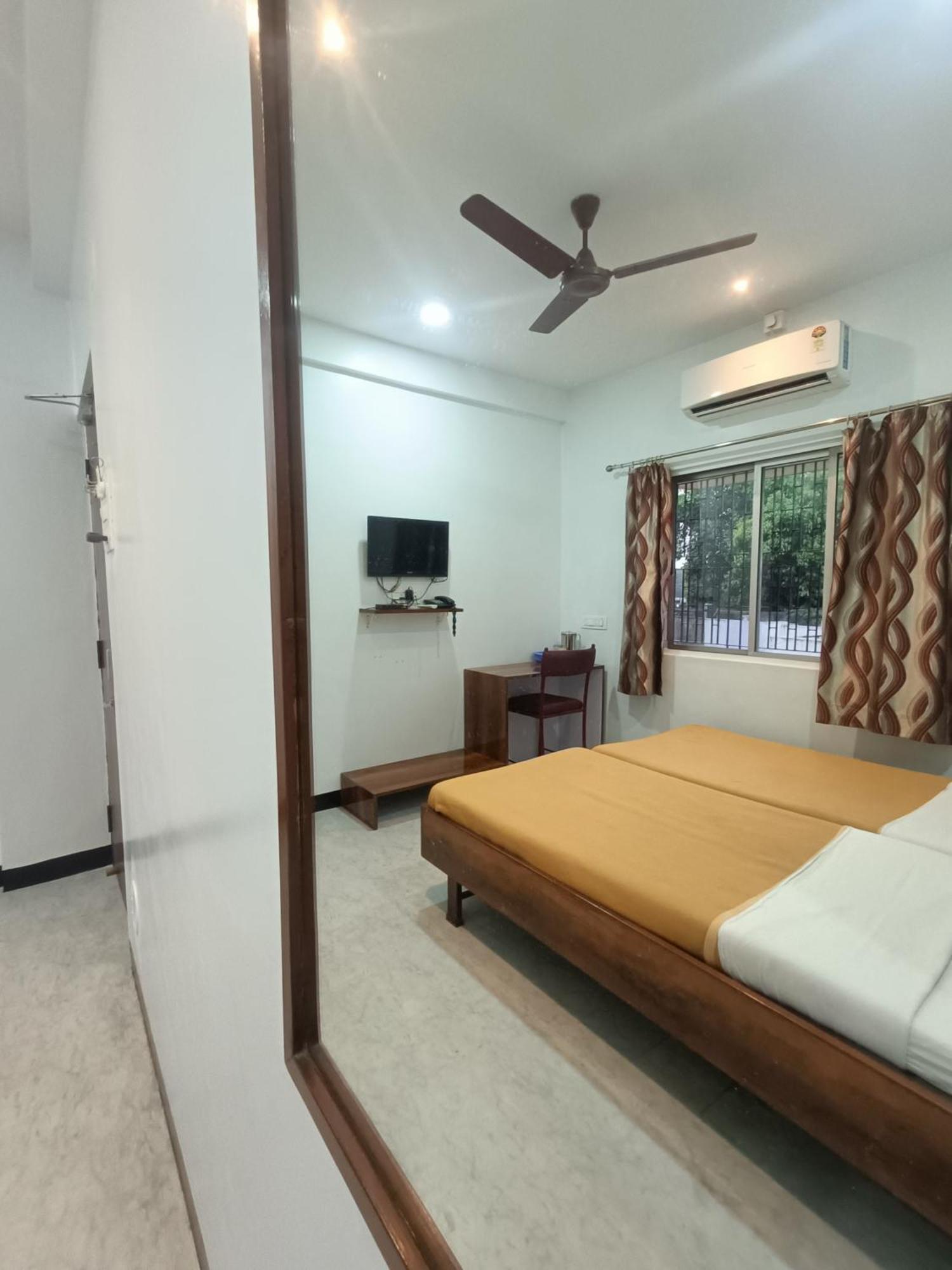 Hotel Parth Residency Kolhápur Exteriér fotografie